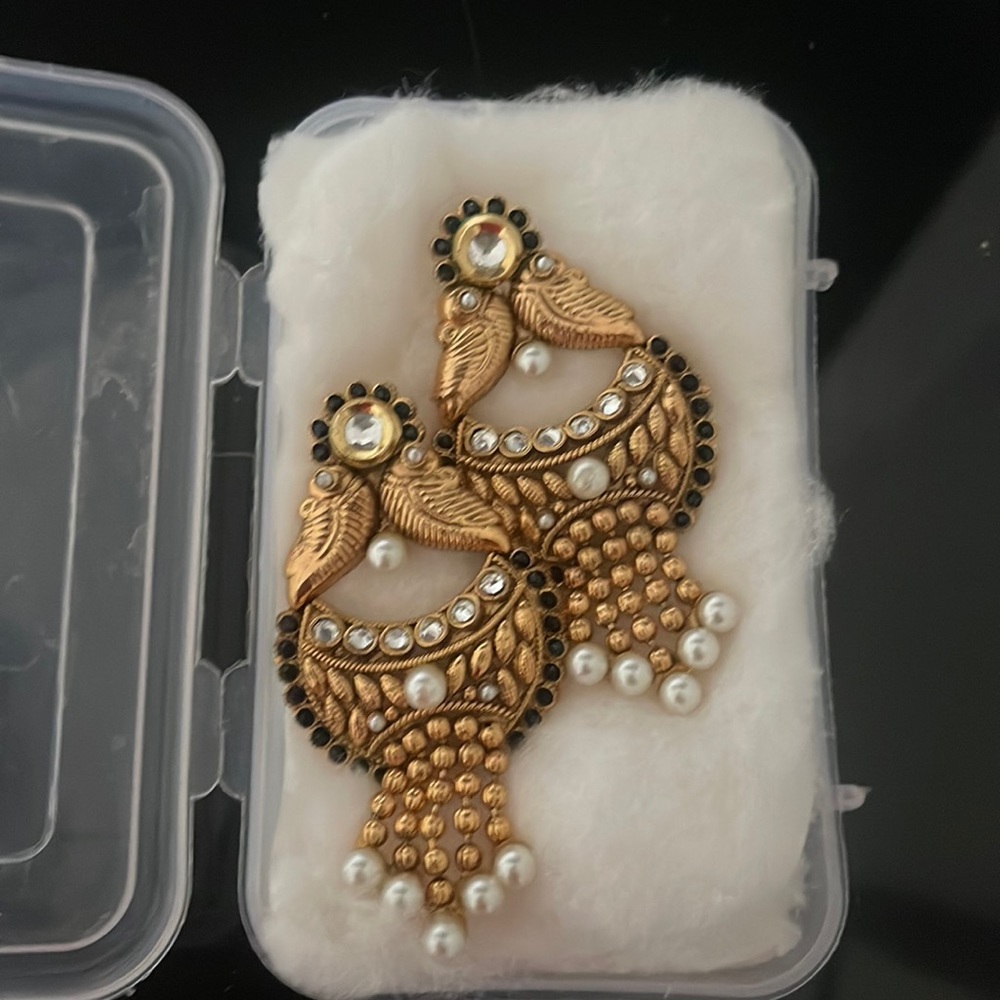 Earrings  gold black and white pearl black pearl